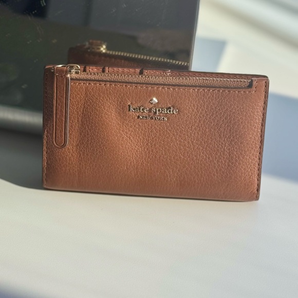 Kate Spade Brown Wallet - Picture 4 of 11